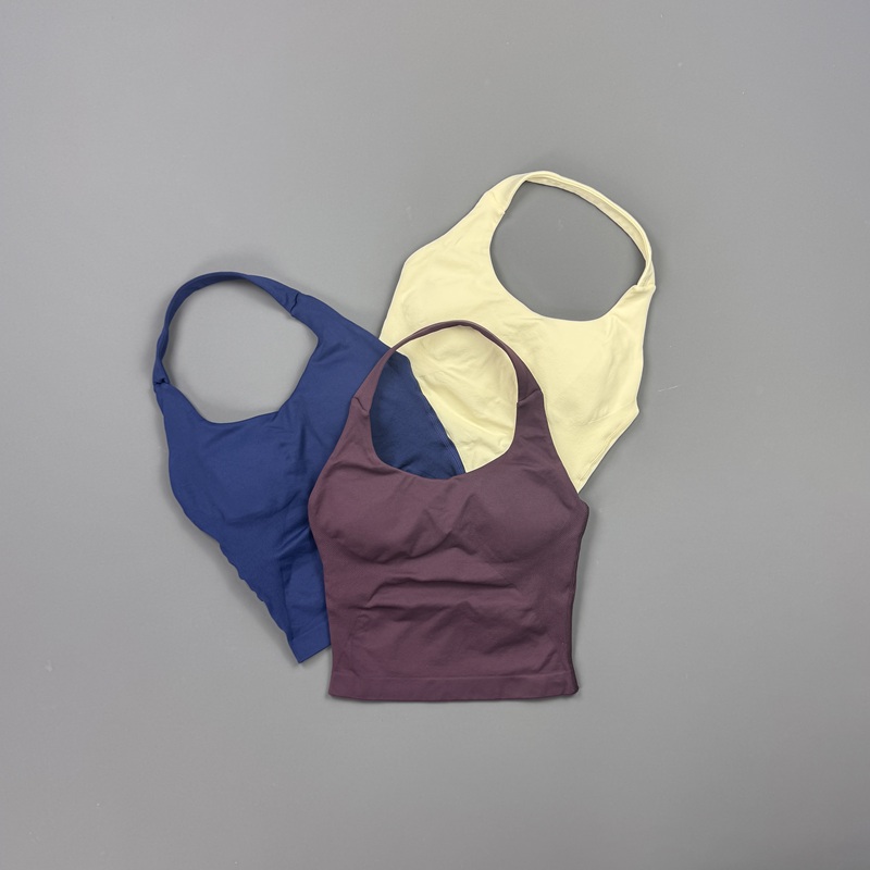 توب نسائي طويل بحمالات رفيعة ب - مراجعة Running Gear Vest وسعره